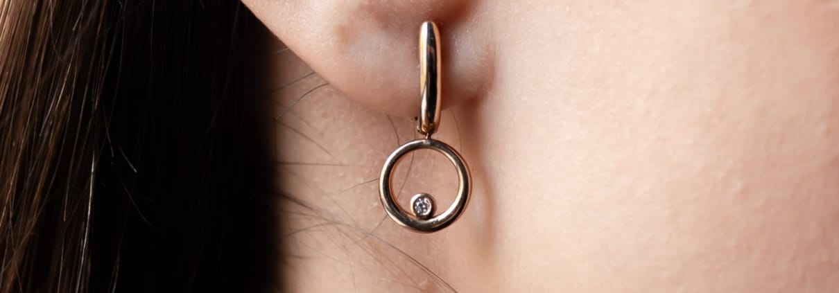 Creación de joyas con diamantes reciclados Arelana